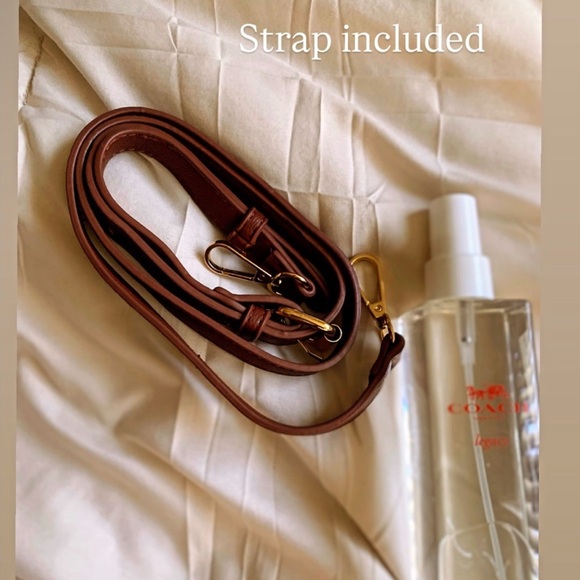 Miztique Burgundy Brown Leather Tote Bag - Picture 3 of 4